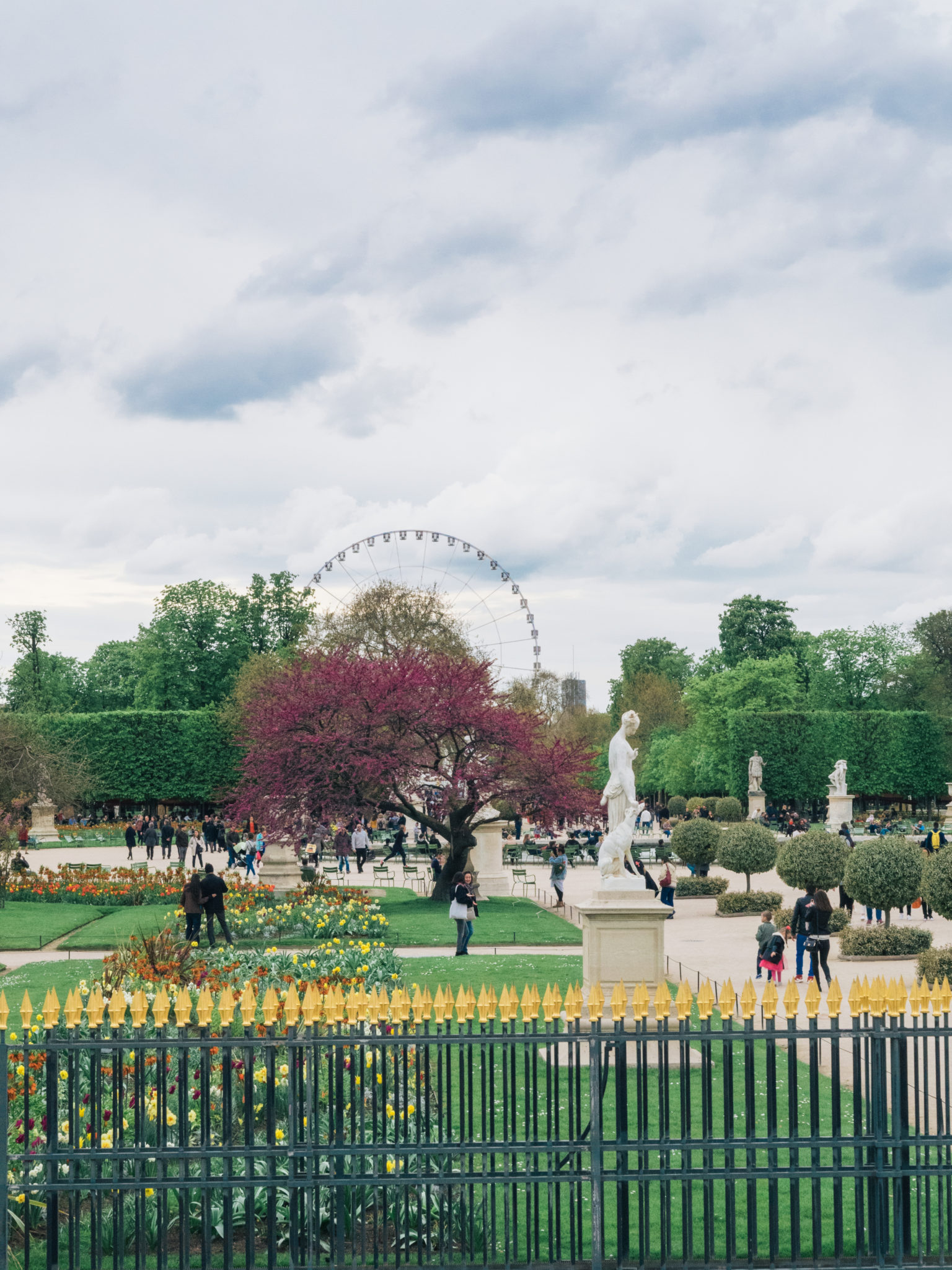Sundays in Paris | Where to go on a Sunday in Paris by WORLD OF WANDERLUST